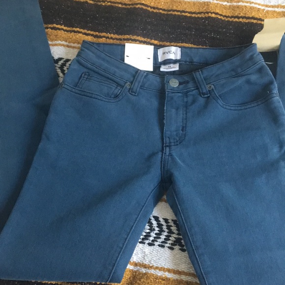 rvca - Picture 2 of 4